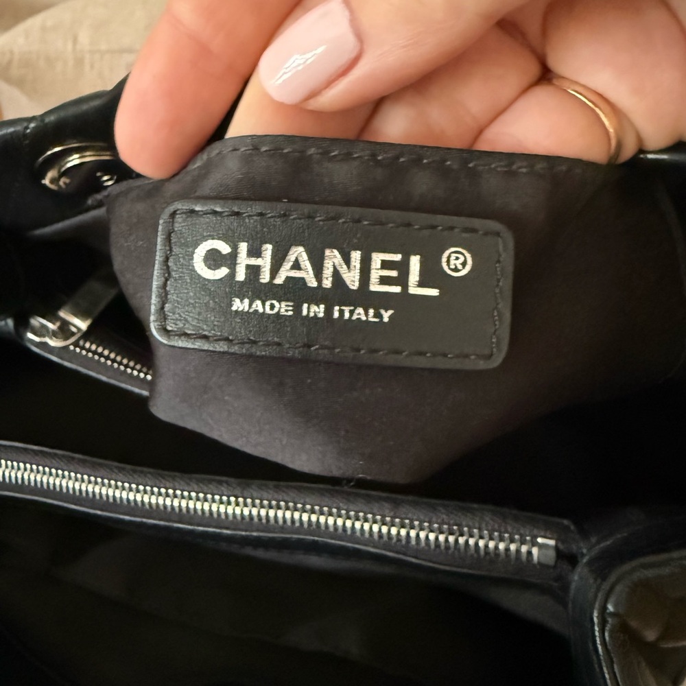 Chanel Classic Black Quilted Calfskin Shoulder Tote Bag - Picture 7 of 16